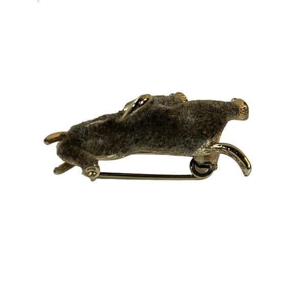 Flocked Grey Elephant Brooch Pin Gold Tone 1.5" Enamel Vintage Jewelry - Picture 3 of 12